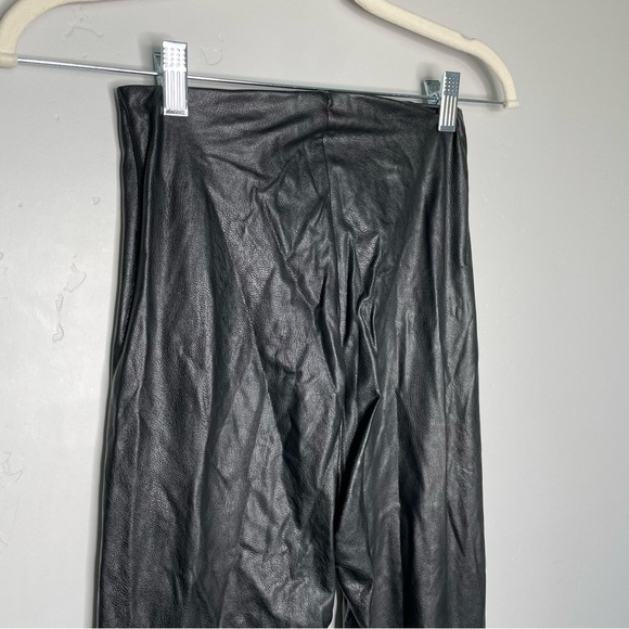Commando Control Faux Leather High Rise Legging Pants Black Medium Slimming M - Picture 10 of 14